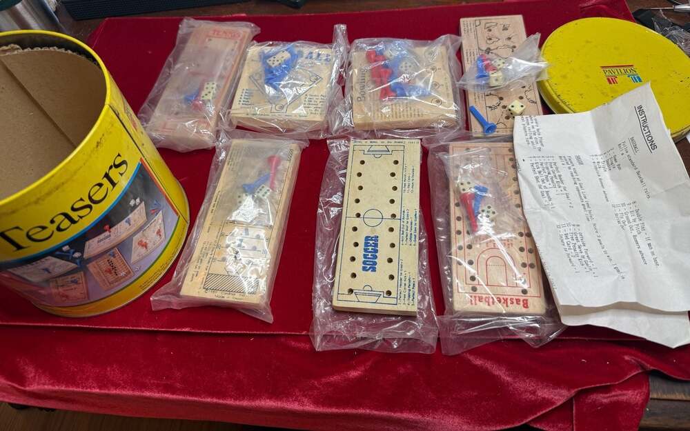 Vintage 1990 Sport Teasers 7 Wood Peg Games in Tin by Cardinal Industries(d)